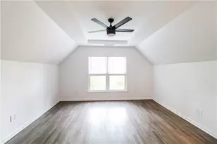 1070 4th St NW, Atlanta, GA 30318 - Photo 12
