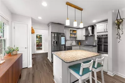 372 Ashburton Avenue, Atlanta, GA 30317 - Photo 6