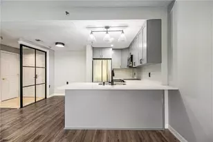 1800 Clairmont Lake, Decatur, GA 30033 - Photo 14