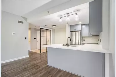 1800 Clairmont Lake #A412, Decatur, GA 30033 - Photo 12