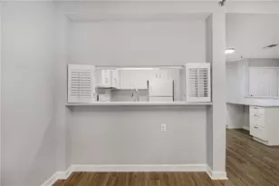 1800 Clairmont Lake, Decatur, GA 30033 - Photo 14