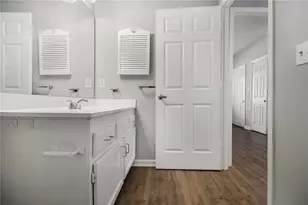 1800 Clairmont Lake, Decatur, GA 30033 - Photo 24