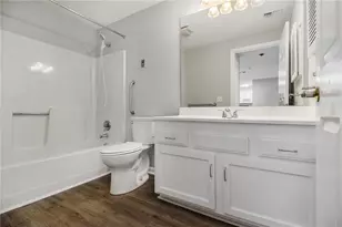 1800 Clairmont Lake, Decatur, GA 30033 - Photo 22