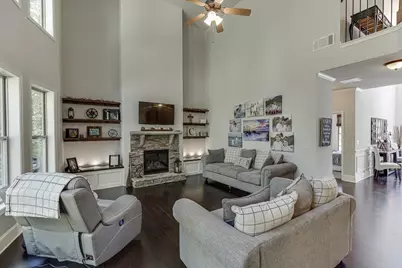 4245 Woodland Bank Boulevard, Buford, GA 30518 - Photo 10