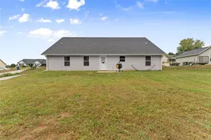 203 Russell Woods Dr, Mount Airy, GA 30563 - Photo 26