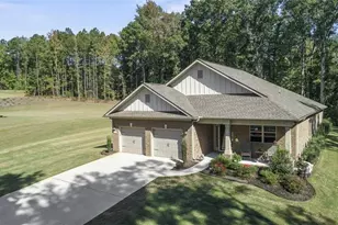 143 Whitworth Dr, Locust Grove, GA 30248 - Photo 2