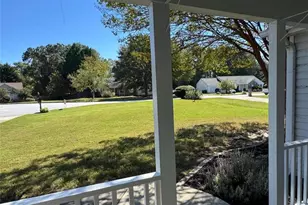 1672 Walters Park Ct, Loganville, GA 30052 - Photo 4