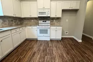 413 River Bluff Dr, Temple, GA 30179 - Photo 8