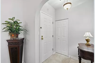 2499 Peachtree Road NE #306, Atlanta, GA 30309 - Photo 2