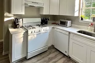 3267 Forrest Bluff Way, Lithonia, GA 30038 - Photo 4