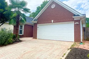 2715 Sterling Creek Pointe, Snellville, GA 30078 - Photo 2