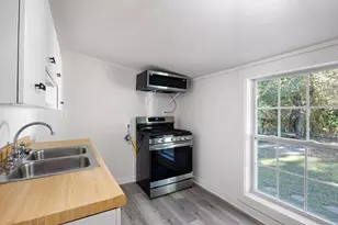 24 E Iron Belt Rd, Cartersville, GA 30120 - Photo 16