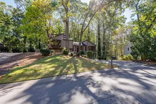 2864 Sudbury Ct NW, Marietta, GA 30062 - Photo 4