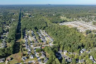 1757 Summit Creek Way, Loganville, GA 30052 - Photo 38