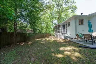 1920 W Forrest Ave W, Atlanta, GA 30344 - Photo 24