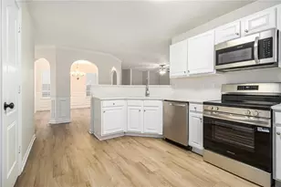 7391 Garnet Dr, Jonesboro, GA 30236 - Photo 12