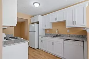 7253 Crestside Dr, Austell, GA 30168 - Photo 4