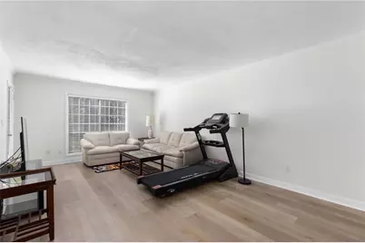 6851 Roswell Road #L1, Atlanta, GA 30328 - Photo 8