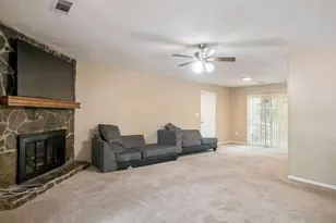 1836 Gingham Ct, Lithonia, GA 30058 - Photo 6