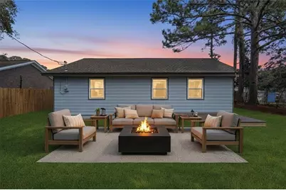 19 Robin Hood Drive, Savannah, GA 31406 - Photo 2