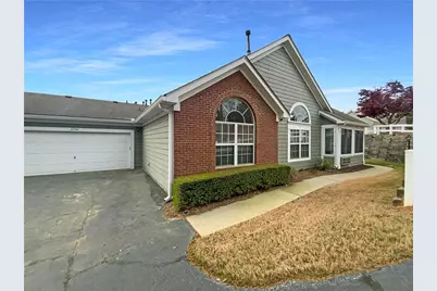 2252 Carefree Circle #3, Marietta, GA 30062 - Photo 2