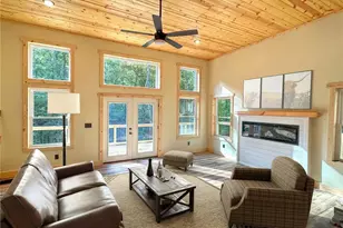 400 Molly Cir, Ellijay, GA 30540 - Photo 2