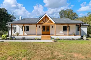 1328 Jefferson Hwy, Winder, GA 30680 - Photo 1