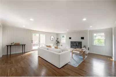 2555 McCurdy Way, Decatur, GA 30033 - Photo 14