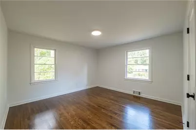 2555 McCurdy Way, Decatur, GA 30033 - Photo 30