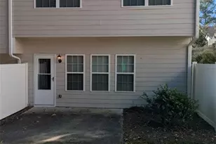 91 Meeting Pl, Lawrenceville, GA 30044 - Photo 4