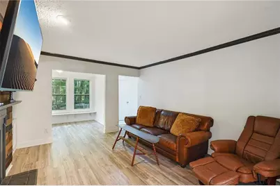 2071 Brian Way, Decatur, GA 30033 - Photo 6