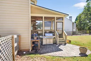 1060 Water View Ln, Suwanee, GA 30024 - Photo 70