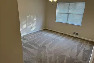 228 Solomon Dr, Ellenwood, GA 30294 - Photo 8