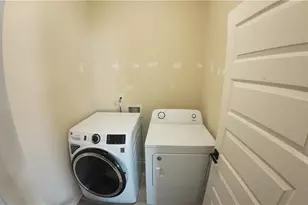 216 Loganview Dr, Loganville, GA 30052 - Photo 18