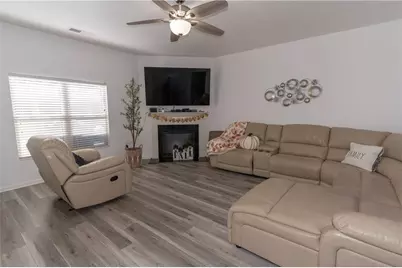 216 Loganview Drive, Loganville, GA 30052 - Photo 4