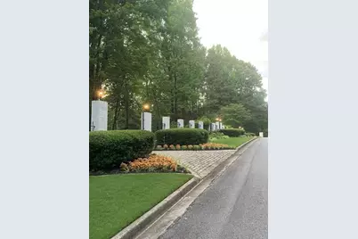 1700 Chartwell Trace, Stone Mountain, GA 30087 - Photo 4