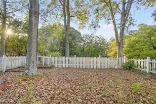 5422 Hill Rd SW, Powder Springs, GA 30127 - Photo 8