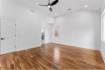 387 S Howard Street SE, Atlanta, GA 30317 - Photo 8