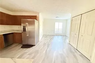 220 Dailey's Plantation Dr, McDonough, GA 30253 - Photo 6