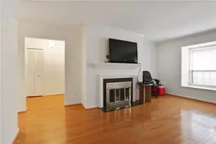 158 Maribeau Square NW, Atlanta, GA 30327 - Photo 4