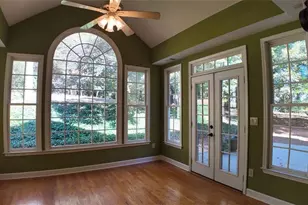 262 Ashbourne Trail, Lawrenceville, GA 30043 - Photo 10