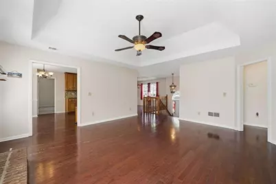 1045 SE Crystal Water Drive SE, Lawrenceville, GA 30045 - Photo 4