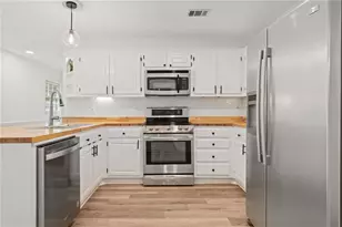 4220 NE Singing Post Ln NE, Roswell, GA 30075 - Photo 16