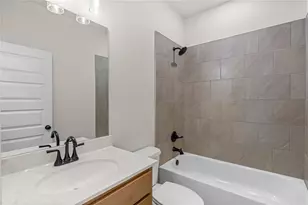 1057 Cherry Bark Ct, Loganville, GA 30052 - Photo 16