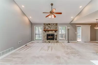 623 Sunshine Trace NW, Acworth, GA 30102 - Photo 8