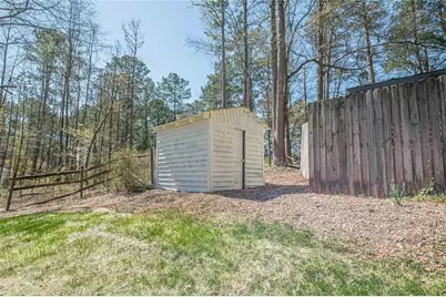 524 S Holly Springs Road, Woodstock, GA 30188 - Photo 6