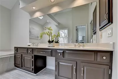 8155 Willow Tree Way, Alpharetta, GA 30005 - Photo 24