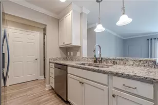 300 Johnson Ferry Road NE, Atlanta, GA 30328 - Photo 12