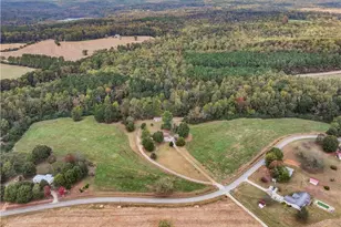 491 Queen Rd, Gillsville, GA 30543 - Photo 38