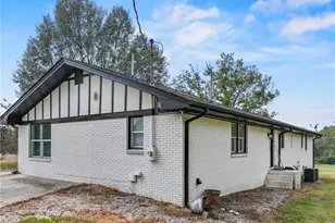 491 Queen Rd, Gillsville, GA 30543 - Photo 48